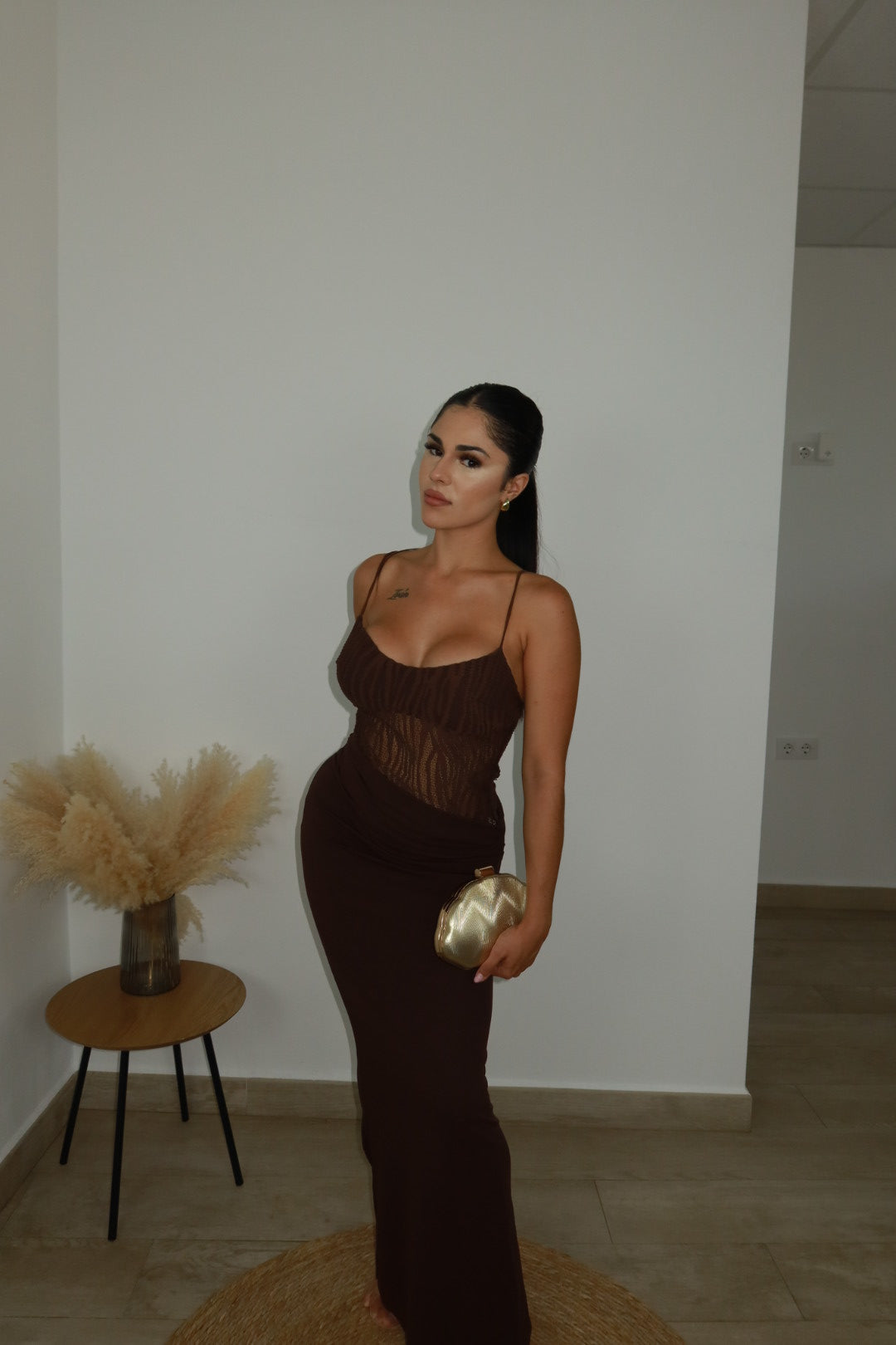 Vestido transparencia marrón