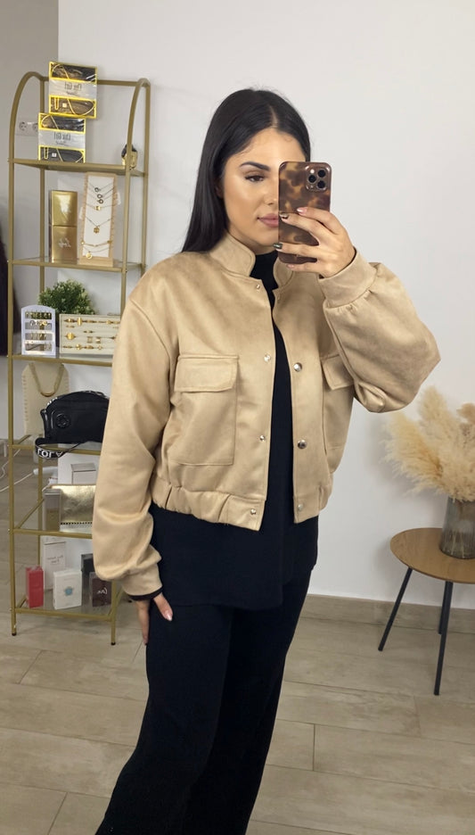 Bomber antelina camel