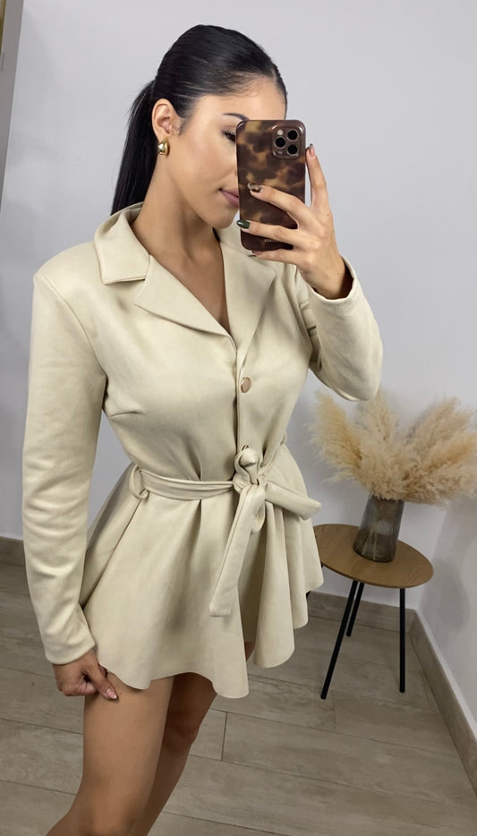 Mono vestido antelina beige