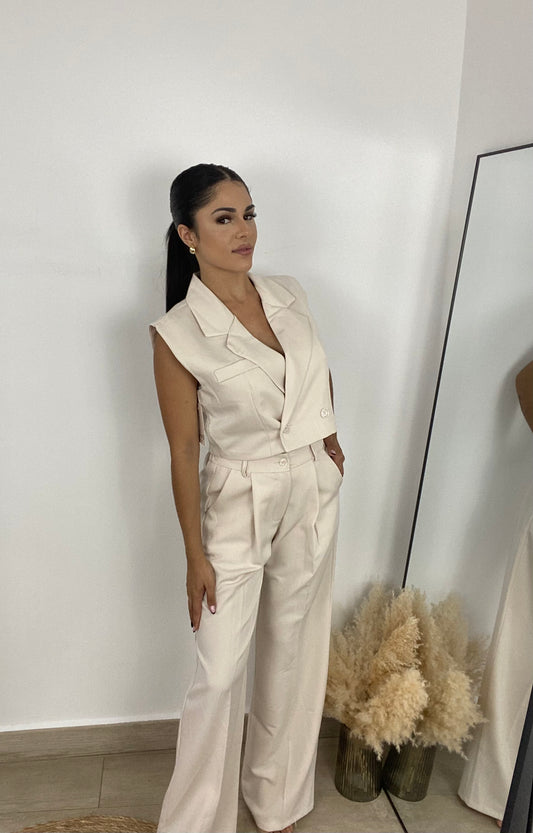 Conjunto beige