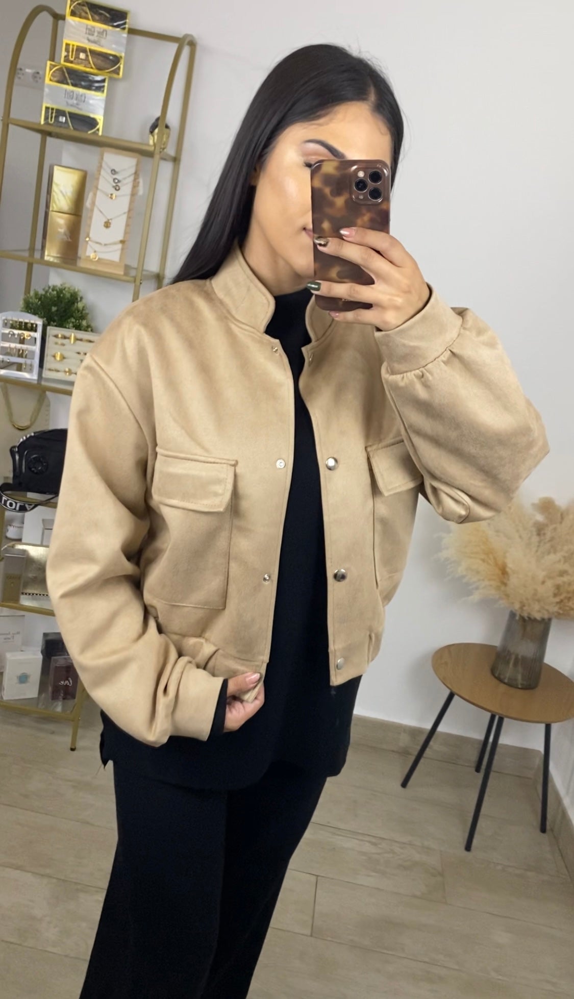 Bomber antelina camel