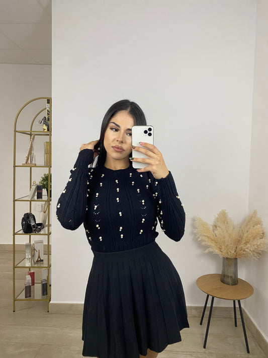 Falda punto negra