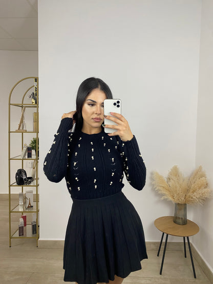 Falda punto negra