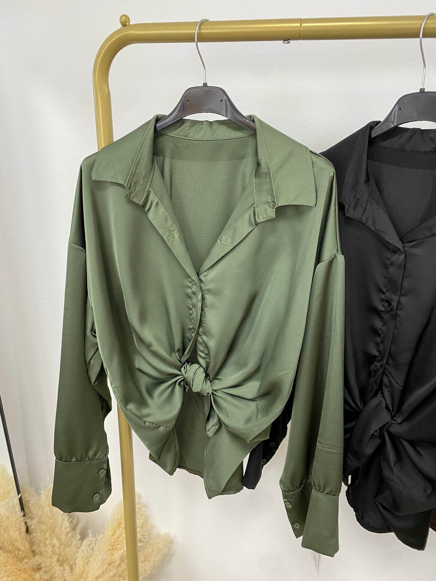 Camisa satinada verde