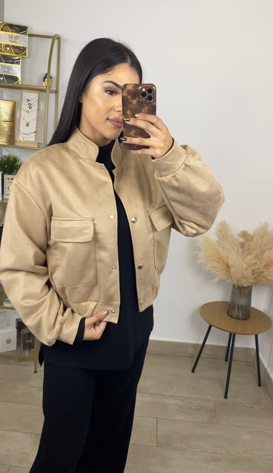 Bomber antelina camel