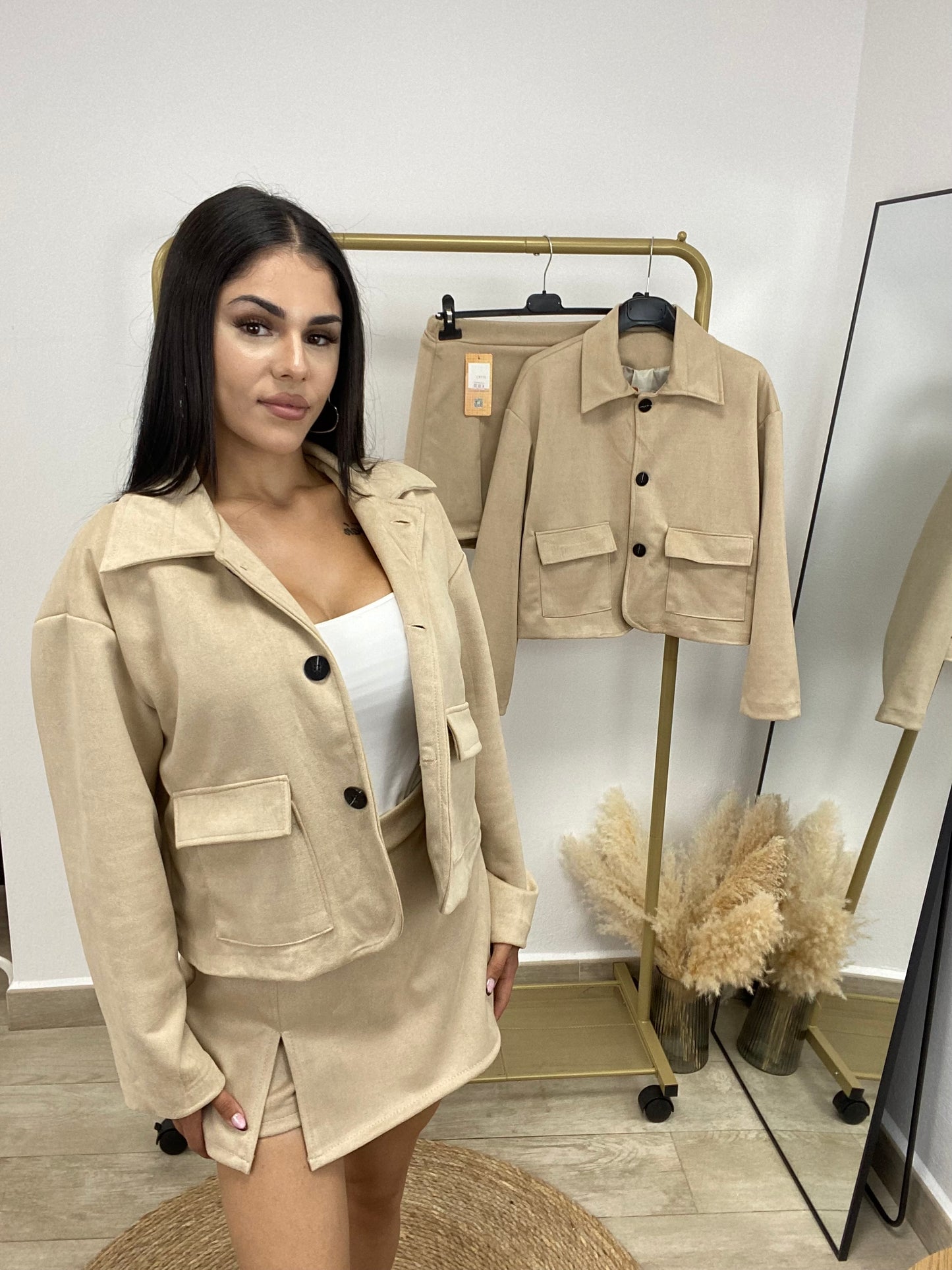 Chaqueta beige ante