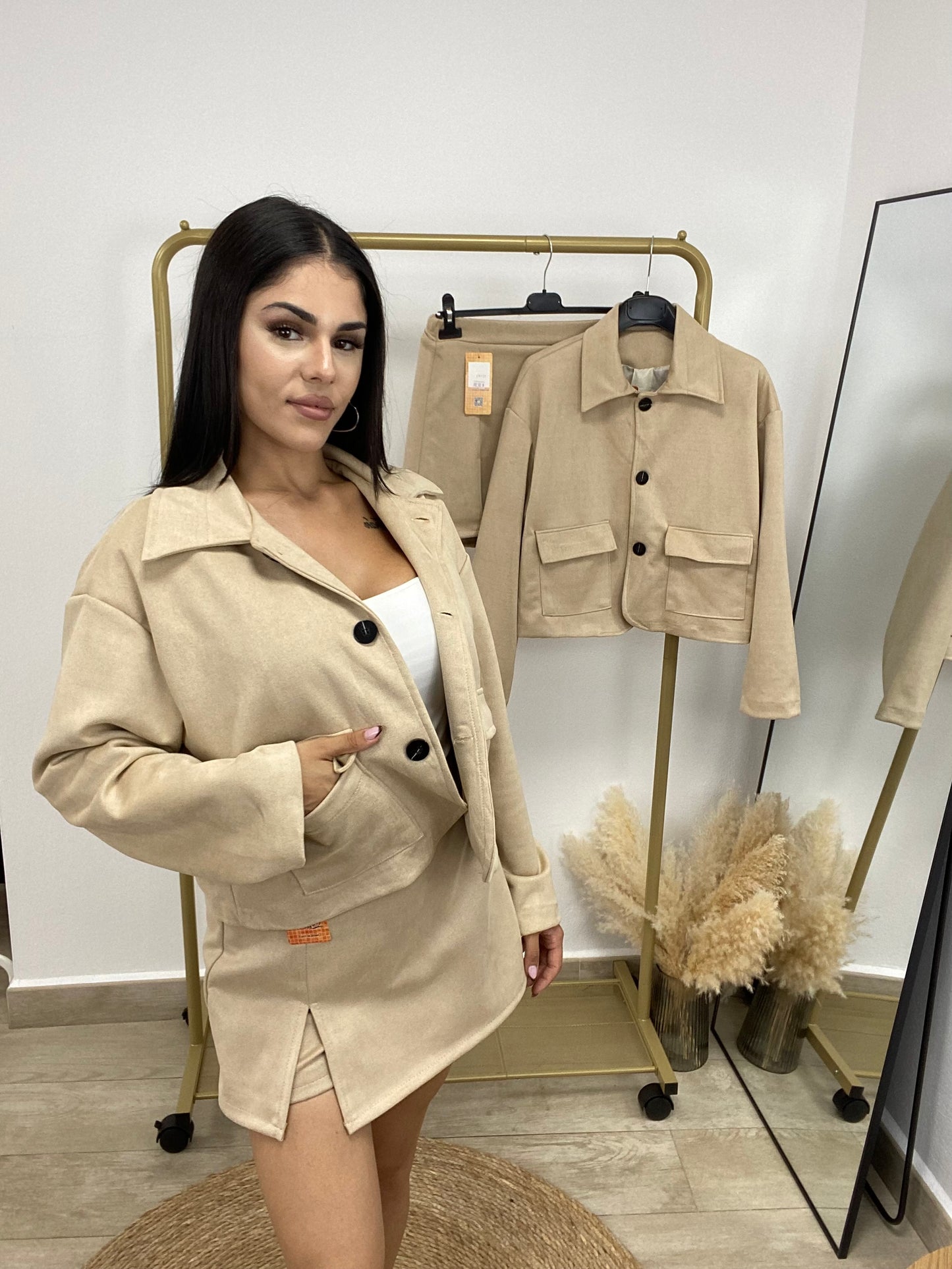 Chaqueta beige ante
